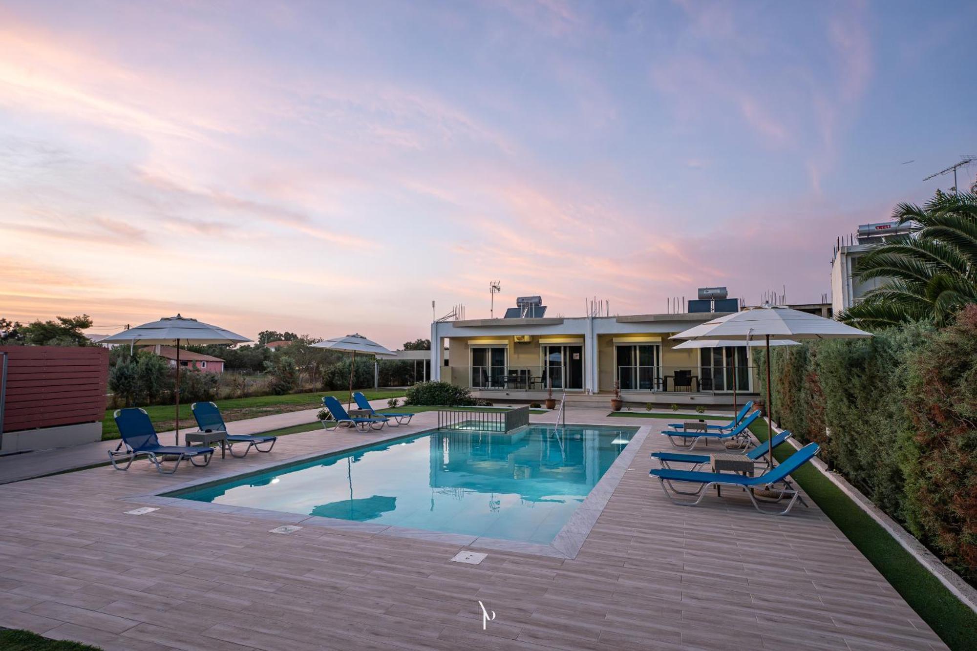Nancy'S Budget Villa With Pool & Jacuzzi By "Elite" Laganas Extérieur photo